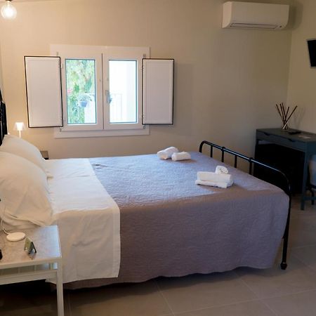 Civico 33 Bed & Breakfast Scalea Exterior photo