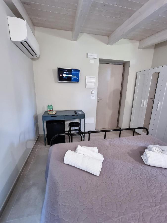 Civico 33 Bed & Breakfast Scalea Exterior photo