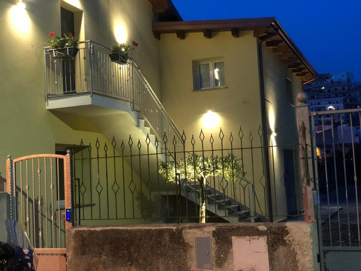Civico 33 Bed & Breakfast Scalea Exterior photo
