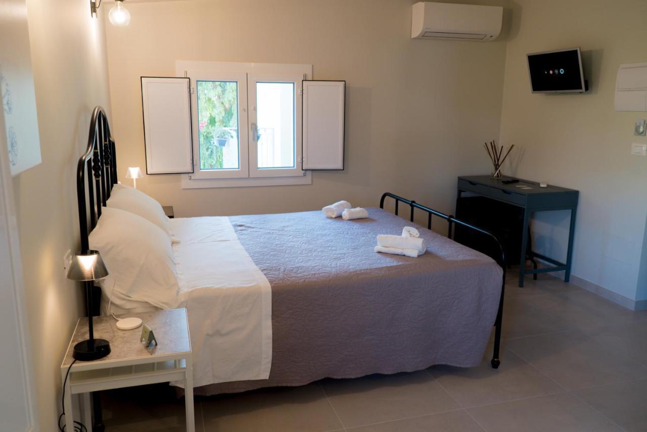 Civico 33 Bed & Breakfast Scalea Exterior photo